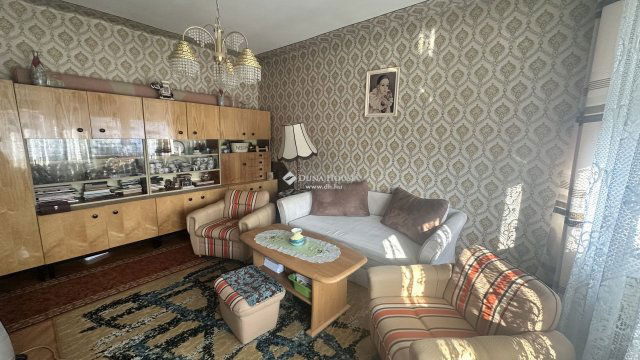 Eladó családi ház, Szombathelyen 71.9 M Ft, 3 szobás