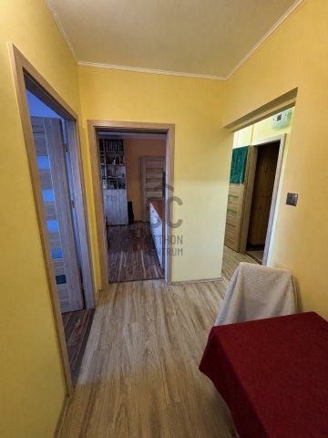 Eladó panellakás, Debrecenben 69.9 M Ft, 3 szobás