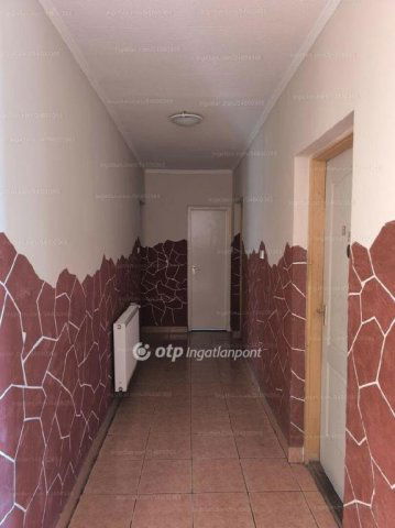 Eladó családi ház, Hajdúböszörményen 65 M Ft, 4 szobás