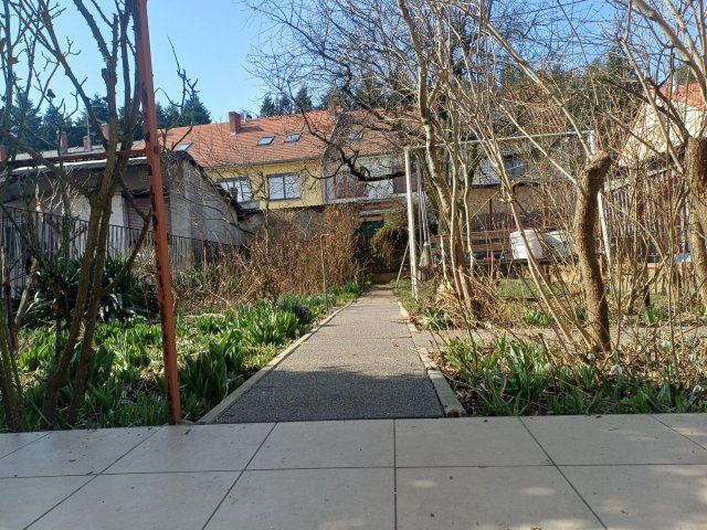 Eladó családi ház, Szombathelyen 69.9 M Ft, 5 szobás