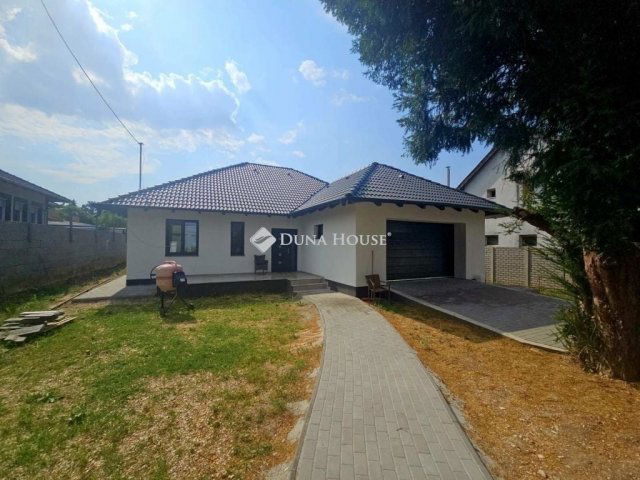 Eladó családi ház, Érden 160 M Ft, 5 szobás