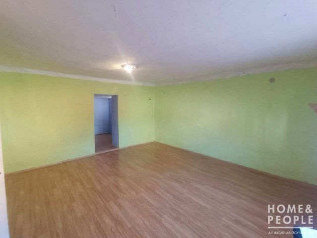Eladó családi ház, Kiszomboron 15 M Ft, 2+1 szobás