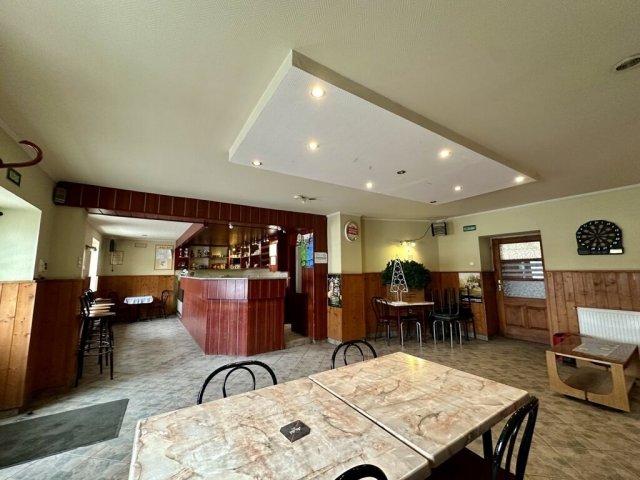 Eladó üzlethelyiség, Nyáregyházán 75 M Ft