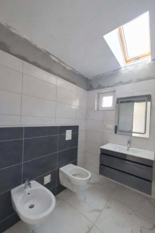 Eladó téglalakás, Nyergesújfaluban 82 M Ft, 3 szobás