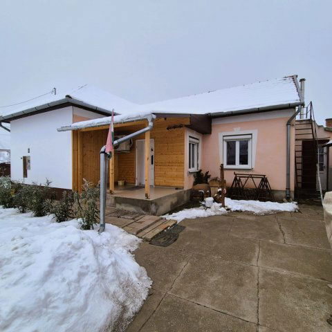 Eladó családi ház, Nagykőrösön 58 M Ft, 2 szobás