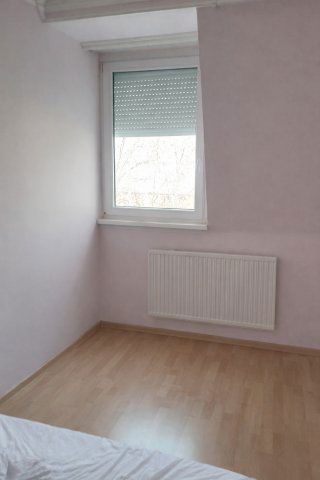 Eladó panellakás, Debrecenben 62.9 M Ft, 1+2 szobás