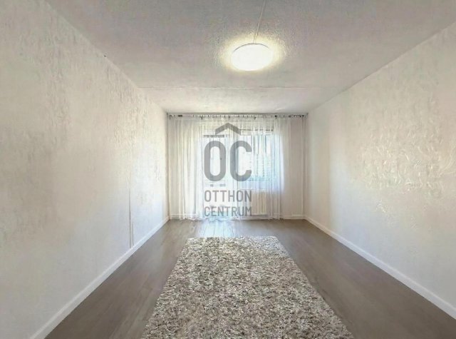 Kiadó panellakás, albérlet, Budapesten, XV. kerületben, 3 szobás
