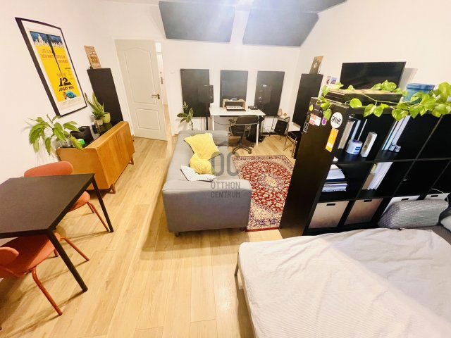 Eladó panellakás, Budapesten, XX. kerületben 56.5 M Ft, 1 szobás