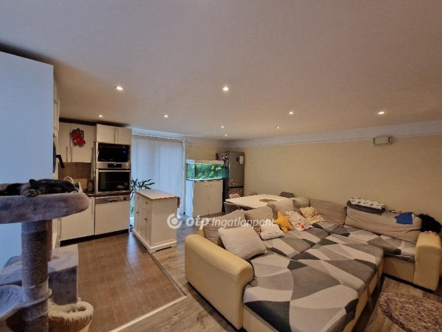 Eladó családi ház, Diósdon 159 M Ft, 5 szobás