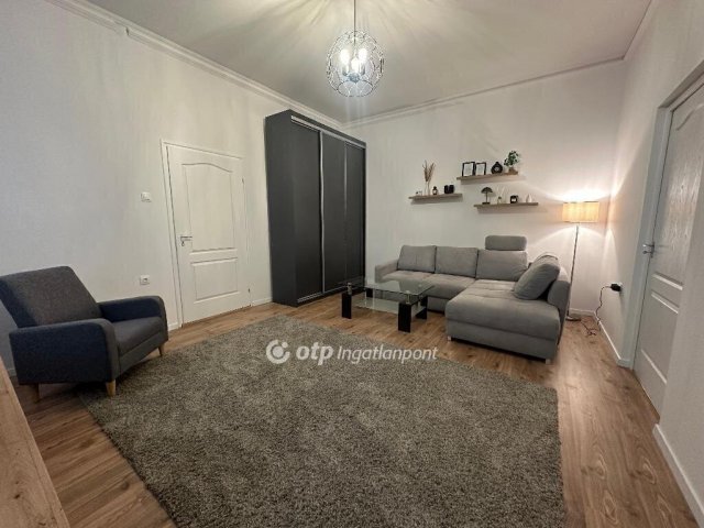 Eladó téglalakás, Budapesten, V. kerületben 133 M Ft, 4 szobás
