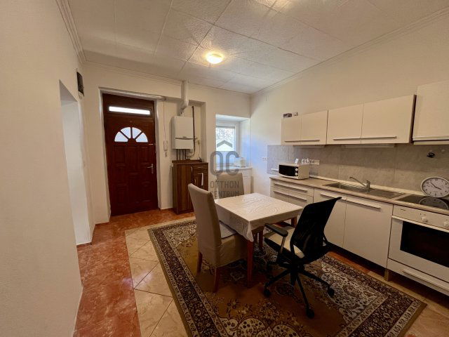 Eladó téglalakás, Sopronban 47.5 M Ft, 2 szobás