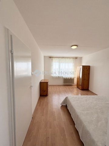 Eladó téglalakás, Debrecenben 75 M Ft, 3 szobás