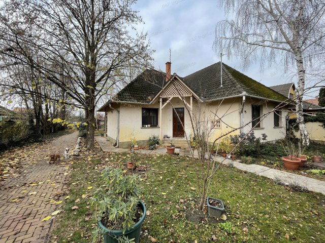 Eladó családi ház, Hajdúszoboszlón 109.9 M Ft, 4 szobás