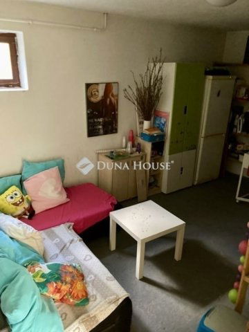 Eladó családi ház, Érden 179 M Ft, 6 szobás