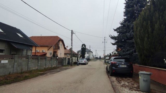 Eladó családi ház, Érden 119.9 M Ft, 5+1 szobás