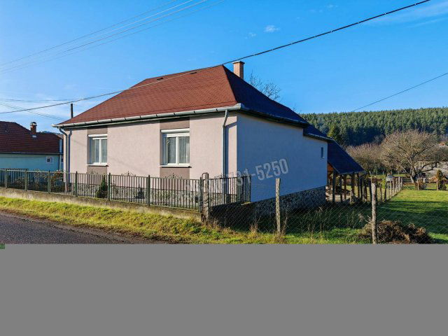 Eladó családi ház, Egerbocson 29.9 M Ft, 2 szobás