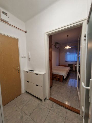 Kiadó téglalakás, albérlet, Szolnokon 120 E Ft / hó