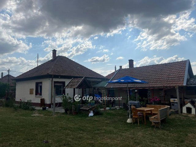 Eladó családi ház, Tápiógyörgyén 24.9 M Ft, 2 szobás