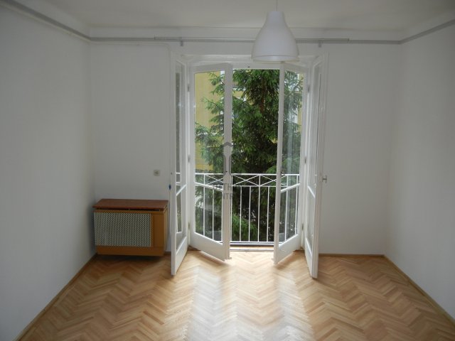 Eladó téglalakás, Budapesten, III. kerületben 54.9 M Ft