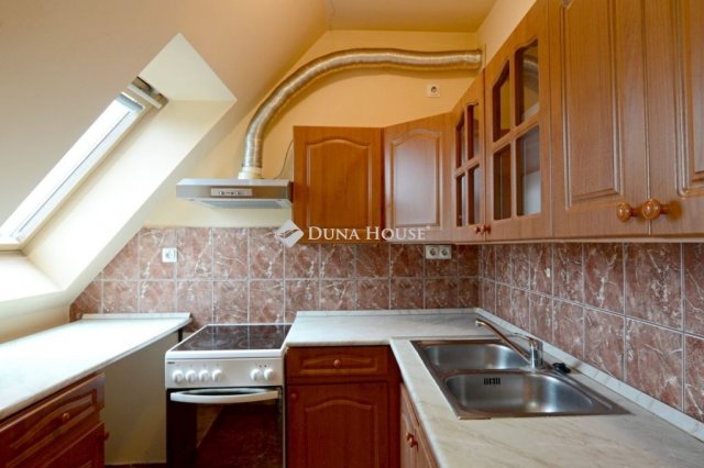 Kiadó téglalakás, albérlet, Kecskeméten 180 E Ft / hó