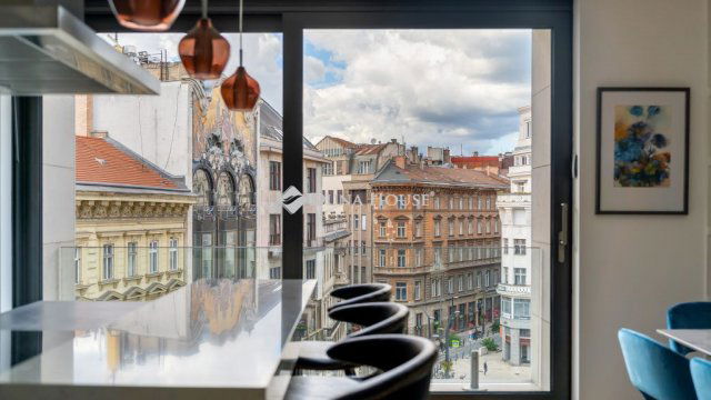 Kiadó téglalakás, albérlet, Budapesten, V. kerületben, 3 szobás