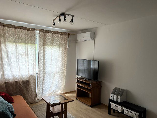 Eladó panellakás, Debrecenben, István úton 51.99 M Ft