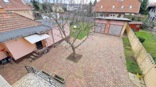 Eladó családi ház, Budapesten, XVIII. kerületben 210 M Ft