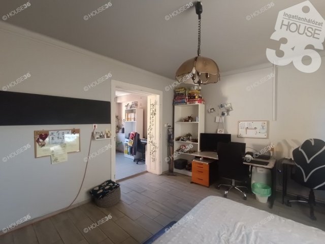 Eladó családi ház, Kiskunfélegyházán 39.9 M Ft, 3 szobás