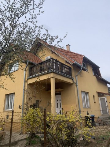 Eladó családi ház, Budapesten, XVIII. kerületben 71.9 M Ft