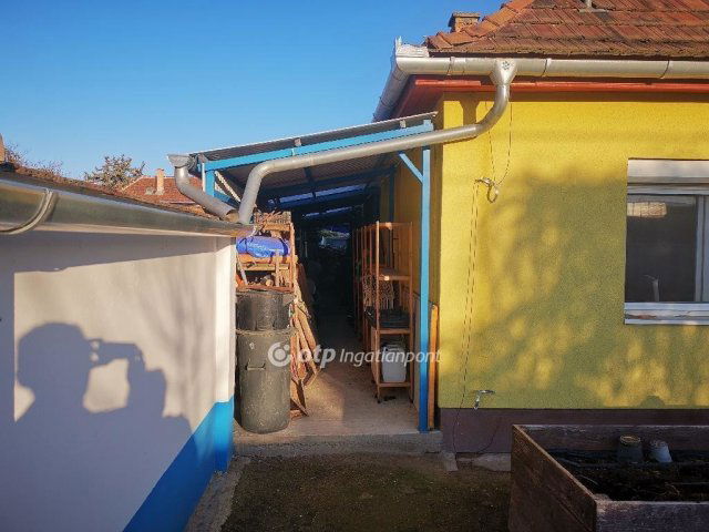 Eladó családi ház, Budapesten, XXI. kerületben 120 M Ft