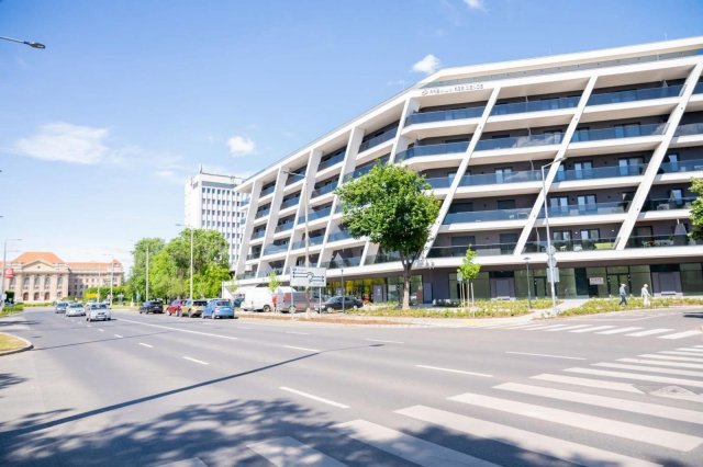 Kiadó téglalakás, albérlet, Debrecenben 650 E Ft / hó, 3 szobás