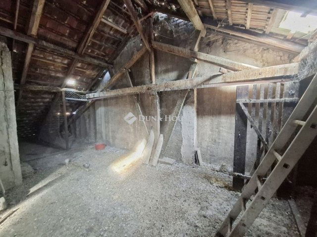 Eladó téglalakás, Budapesten, XI. kerületben 74 M Ft, 1 szobás