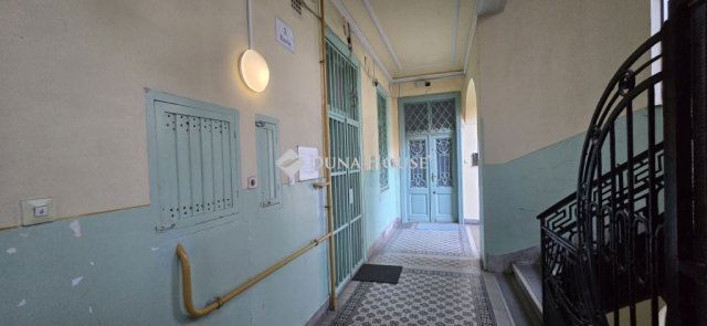 Eladó téglalakás, Budapesten, VI. kerületben 119.9 M Ft