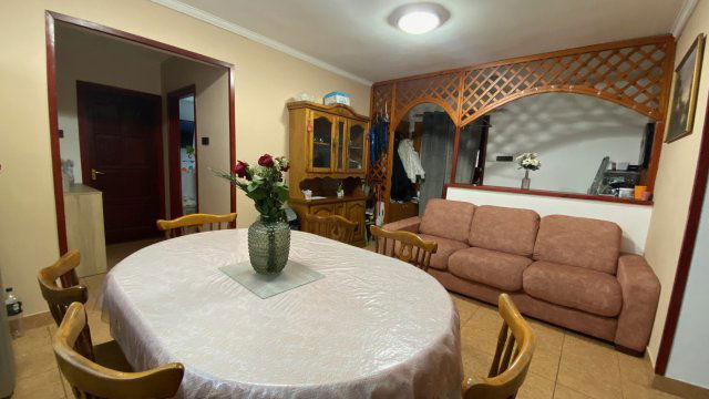 Eladó családi ház, Szigethalmon 104 M Ft, 4+2 szobás