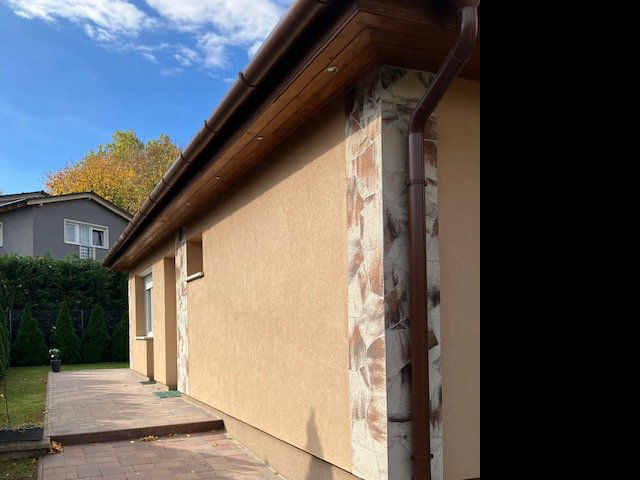 Eladó családi ház, Budapesten, XVII. kerületben, Pesti úton