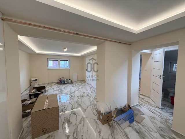 Eladó téglalakás, Debrecenben 104.9 M Ft, 5 szobás