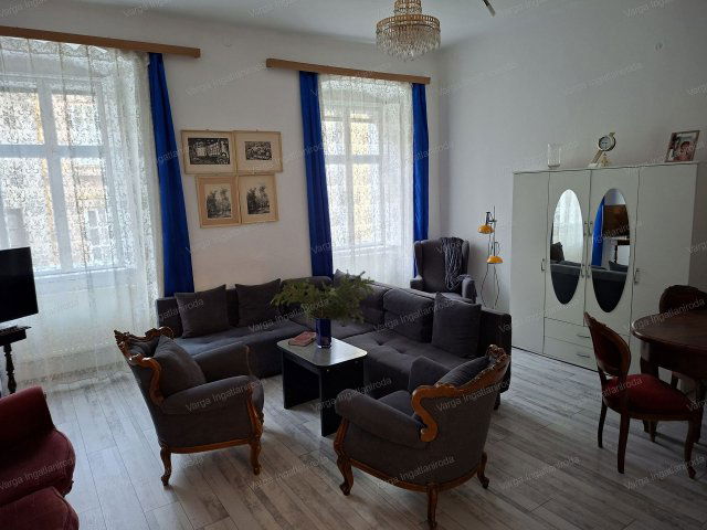 Eladó téglalakás, Sopronban 60 M Ft, 1 szobás