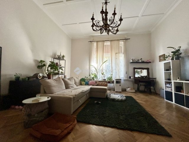 Eladó téglalakás, Budapesten, XI. kerületben 120 M Ft, 1 szobás