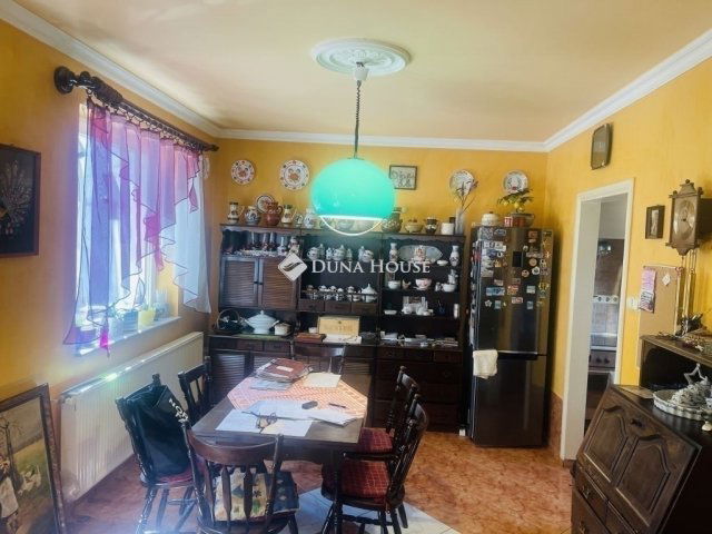 Eladó családi ház, Budapesten, XVIII. kerületben 169.9 M Ft