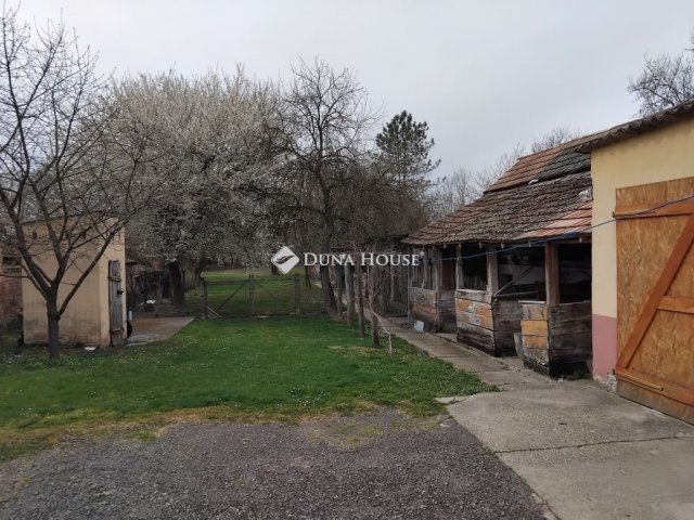 Eladó családi ház, Drávasztárán 17 M Ft, 3 szobás