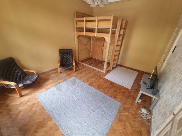 Kiadó téglalakás, albérlet, VII. kerületben, Dob utcában
