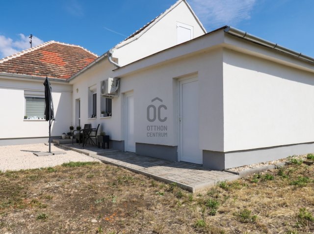 Eladó családi ház, Csapodon 36.5 M Ft, 2 szobás