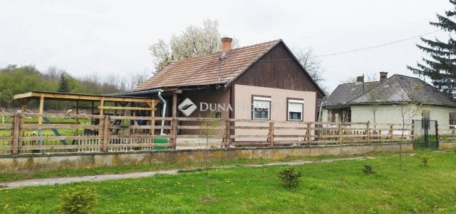 Eladó családi ház, Inkén 14 M Ft, 3 szobás