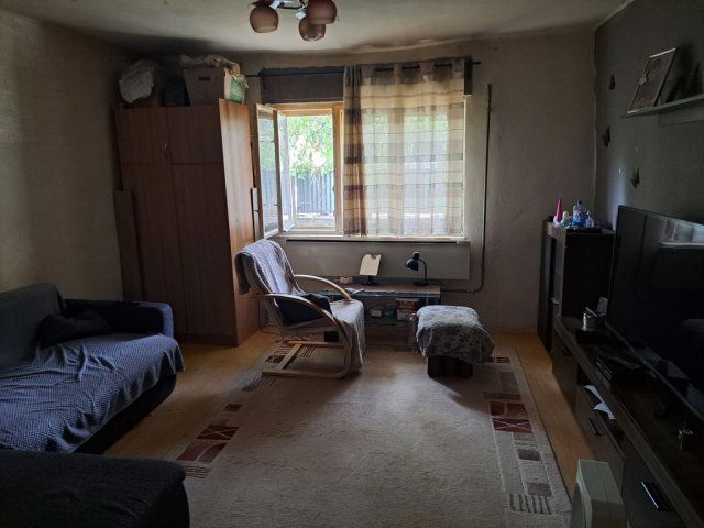 Eladó családi ház, Pilisen, Sándor utcában 18 M Ft, 2+1 szobás