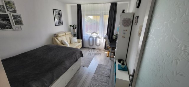 Eladó családi ház, Vecsésen 87.7 M Ft, 3 szobás