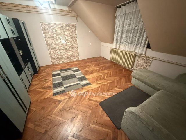 Eladó téglalakás, Tiszakécskén 29.3 M Ft, 3 szobás