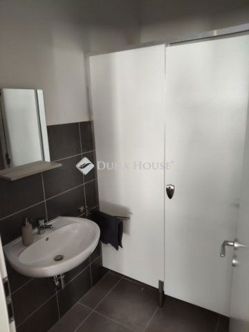 Eladó iroda, Budapesten, IV. kerületben 119 M Ft, 3 szobás