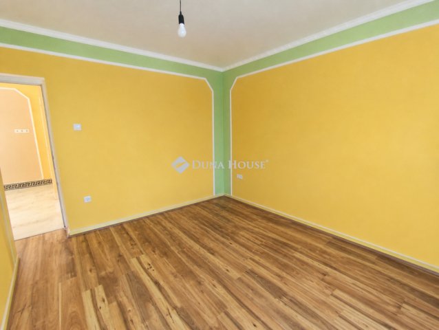 Eladó családi ház, Pilisen 58 M Ft, 2 szobás