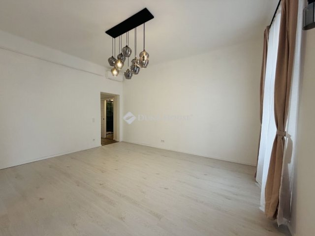 Eladó téglalakás, Budapesten, VII. kerületben 74.9 M Ft