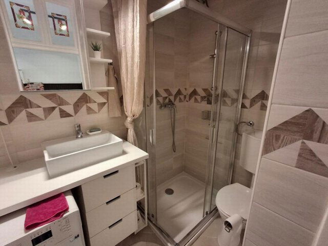 Kiadó téglalakás, albérlet, VII. kerületben, Dohány utcában